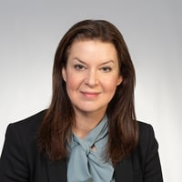 Piia-Vuoti-on-elon-uusi-lakiaisiainjohtaja-02