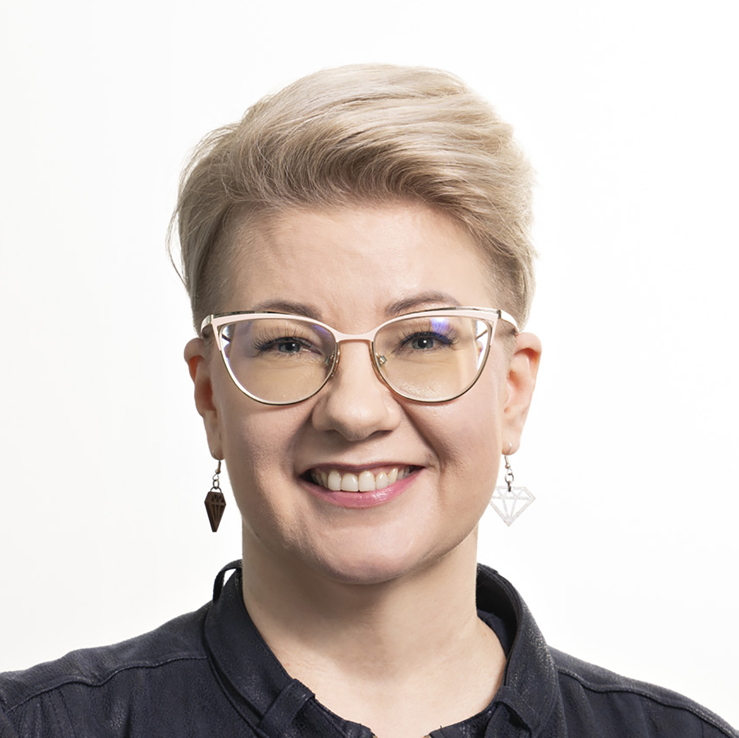 Eeva-Leena Savolainen